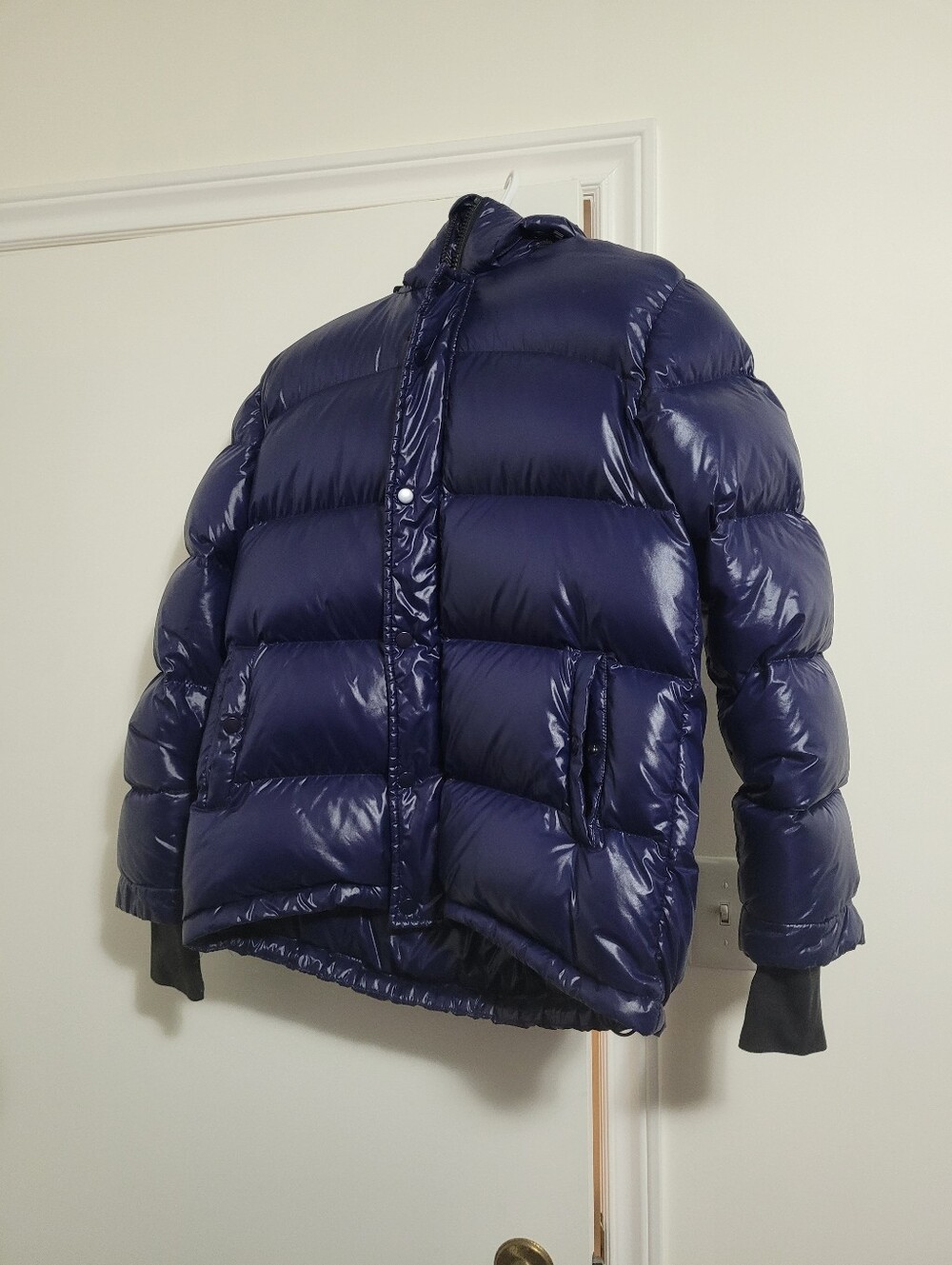TNA SUPER PUFF WOMANS MEDIUM SHINY DARK BLUE